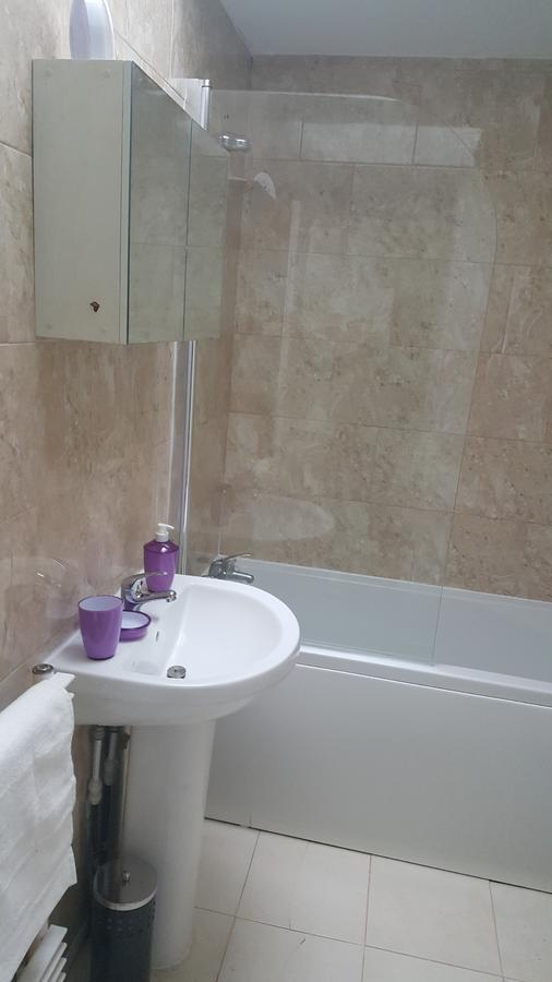 Vetrelax Basildon Newly Refurbished 3Bed House Aparthotel Exterior photo