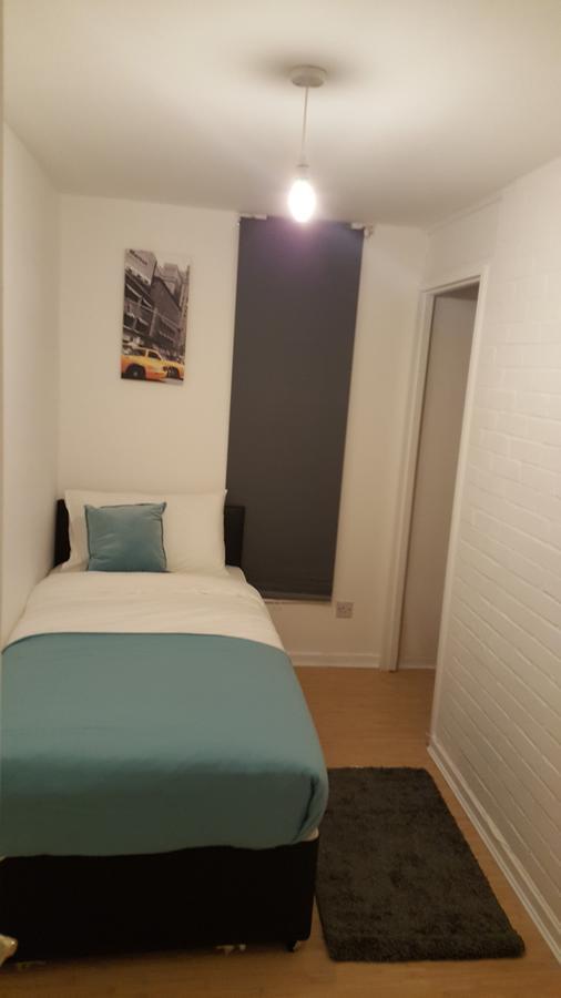 Vetrelax Basildon Newly Refurbished 3Bed House Aparthotel Exterior photo