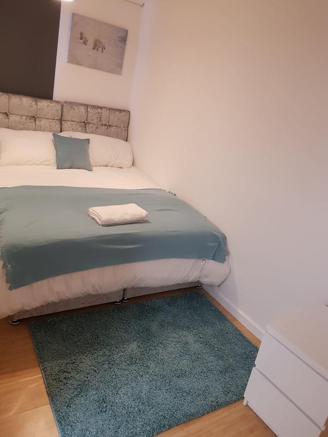 Vetrelax Basildon Newly Refurbished 3Bed House Aparthotel Exterior photo
